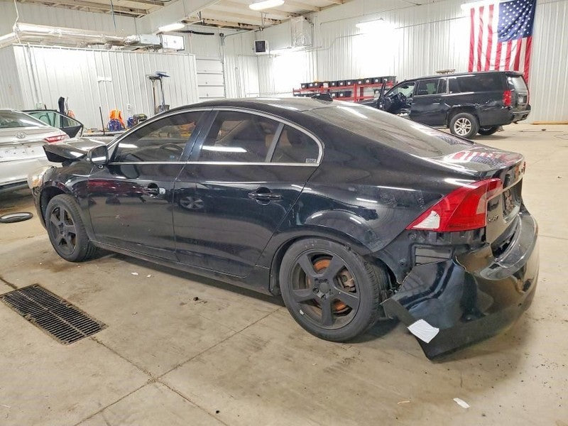 Volvo S60 Air Cleaner Intake Air Resonator  2.5 2013 2014 2015
