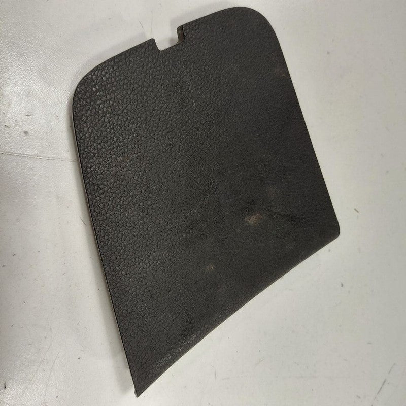 Kia Sorento Passenger Right Taillamp Access Cover {81788C6000} 2018 20