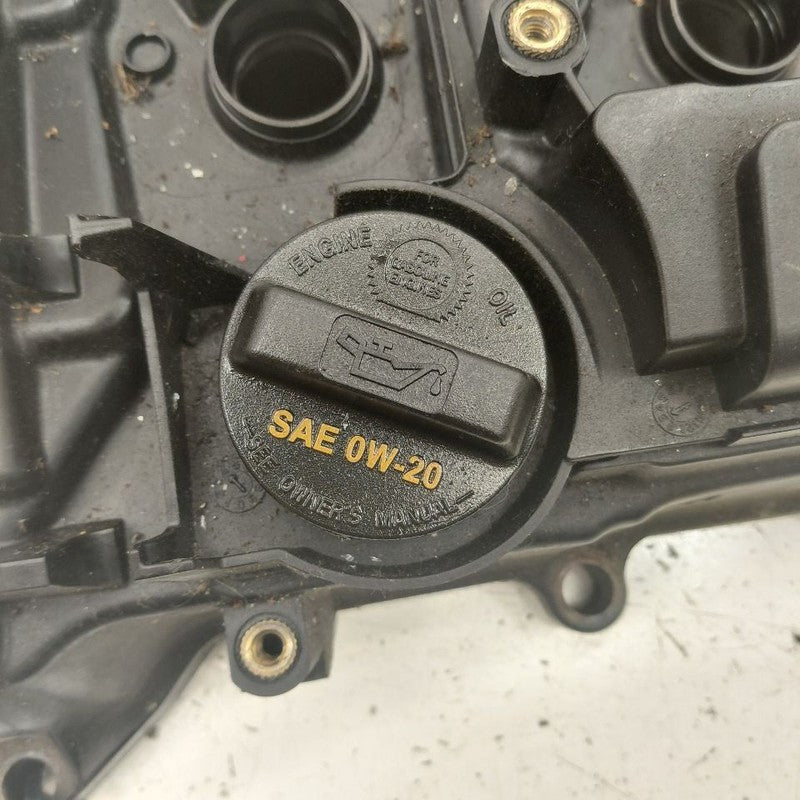 Honda CR-V Engine Cylinder Head Valve Cover  2.4 2019 2018 2017