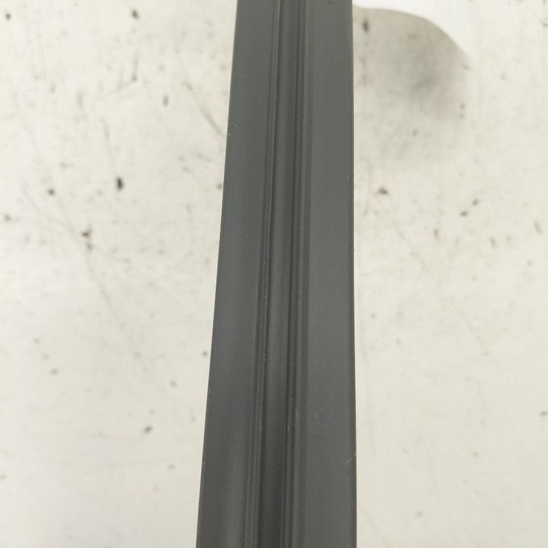 Hyundai Kona Right Rear Weather Strip Interior  2021 2020 2019