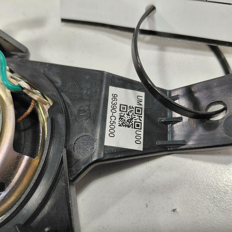 Kia Sorento Dash Speaker Left Driver Side {96390-C5000} 2018 2017 2016