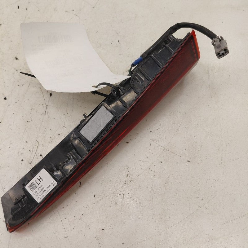 Driver Left Tail Light Brake Lamp VIN Fu 7th And 8th Digit 19-22 Toyot