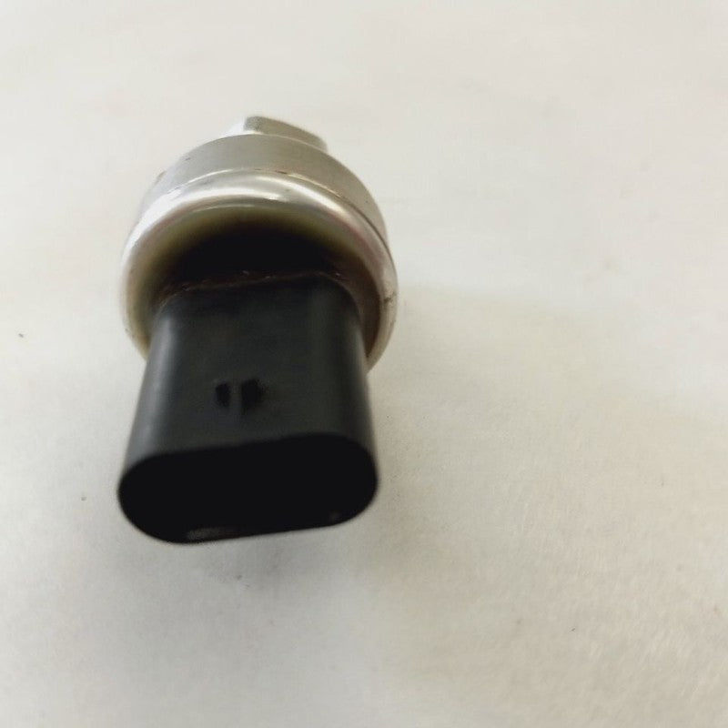 Fiat 500 X Model   AC Pressure Sensor {68156982AA} 2.4 2016 2017