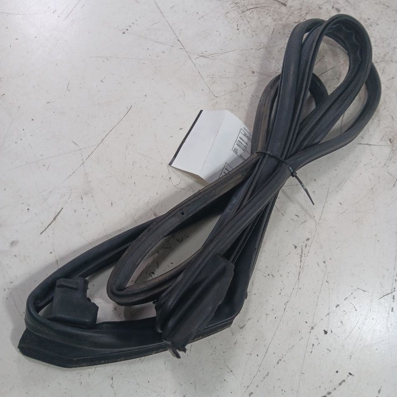Toyota Corolla On Door Seal Rubber Left Driver Front  2019 2020 2021