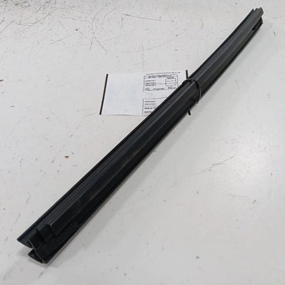 Jeep Compass Right Rear Weather Strip Interior  2021 2020 2019 2018 20