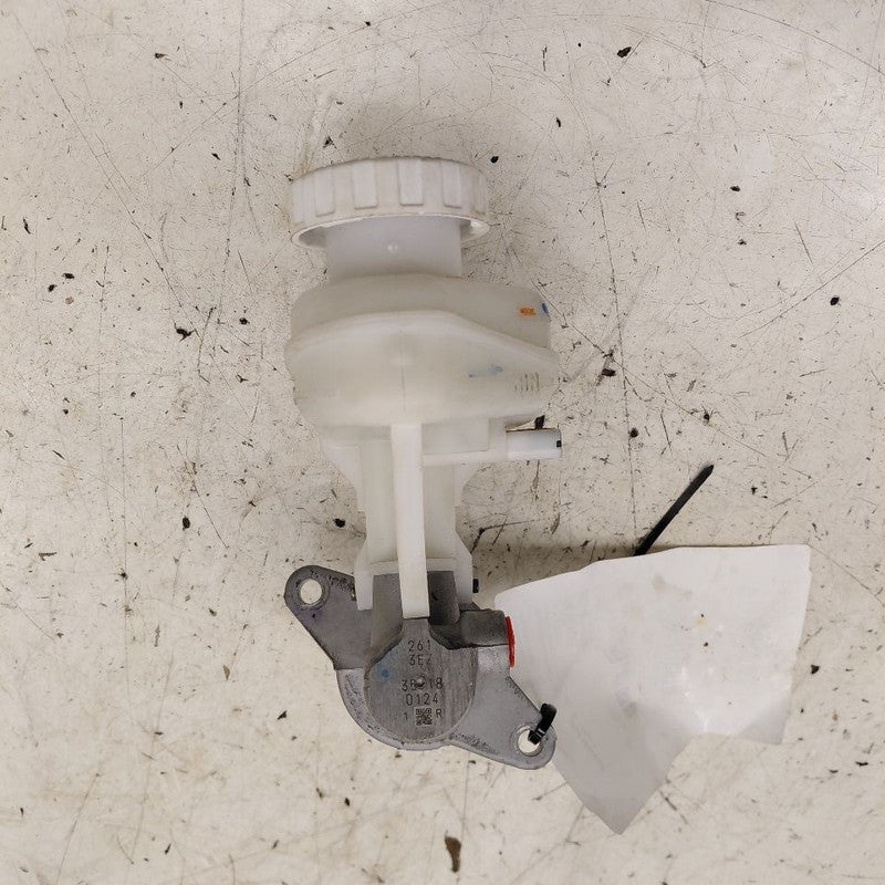 Brake Master Cylinder Fits 14-15 17-24 Mitsubishi Mirage