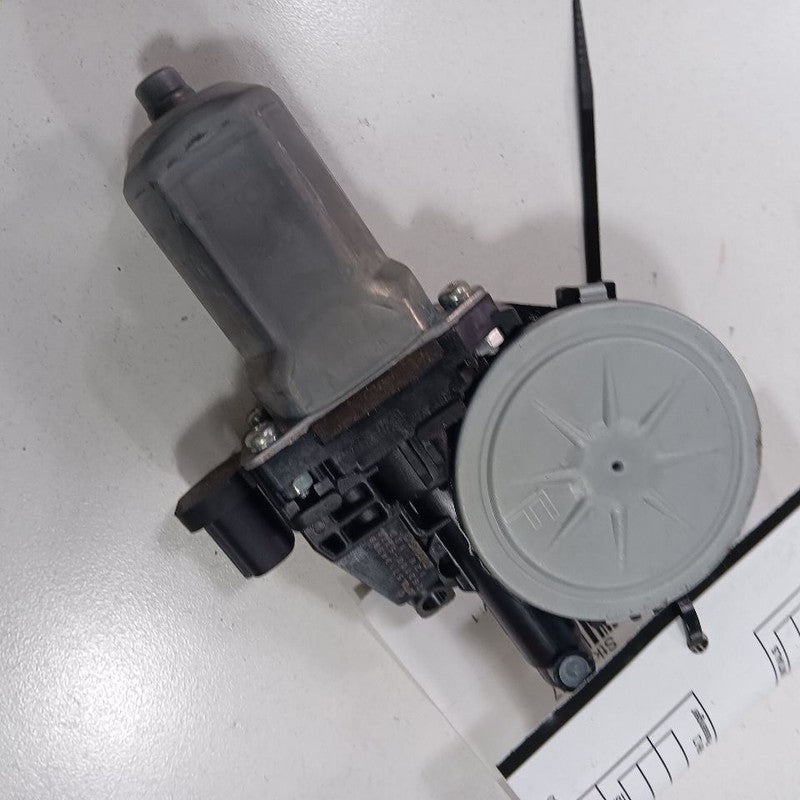 Passenger Right Front Power Window Motor 11-20 Mitsubishi Outlander Sp