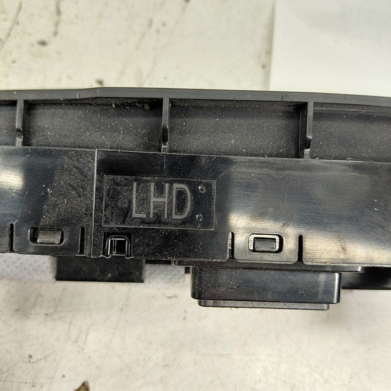 Hyundai Santa Fe Heated Seat Switch {93600S1000} 2019 2020