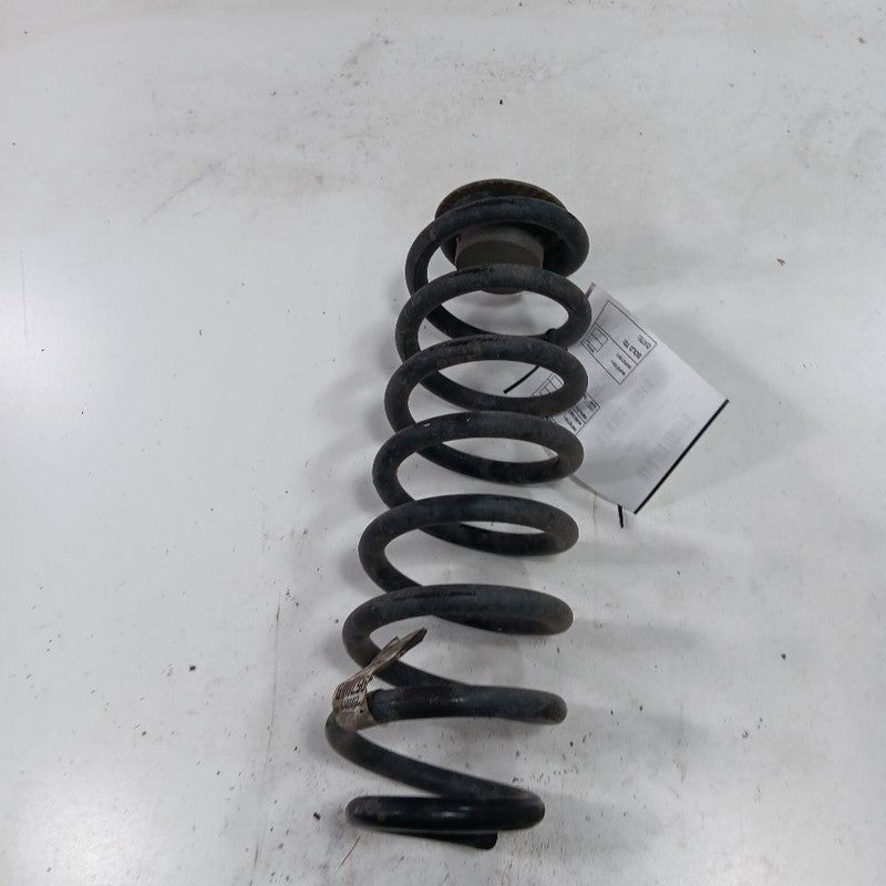 Coil Spring Rear Fits 14-18 Jeep Cherokee OEM