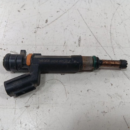 Fuel Injection Injector Fits 18-23 Nissan Kicks OEM