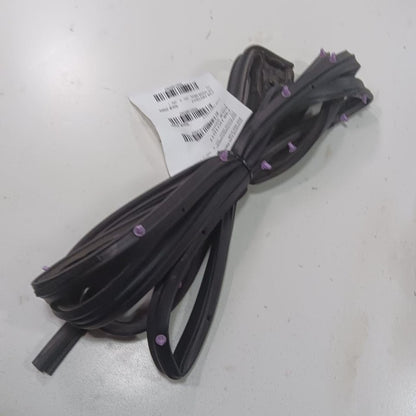 Honda Civic On Door Seal Rubber Right Passenger Rear Back 2016 2017 20