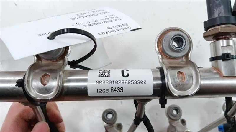 Buick Encore Fuel Rail Injection Injector Mount Bar 2016 2017 2018 2019