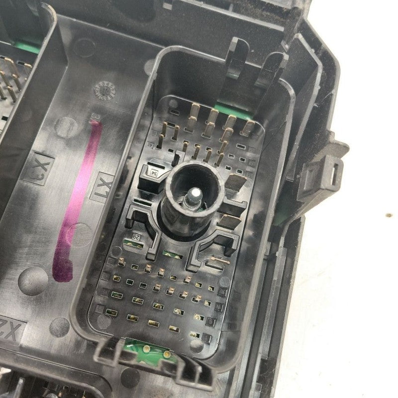 Fuse Box Engine Fits 16-18 Chevy Volt