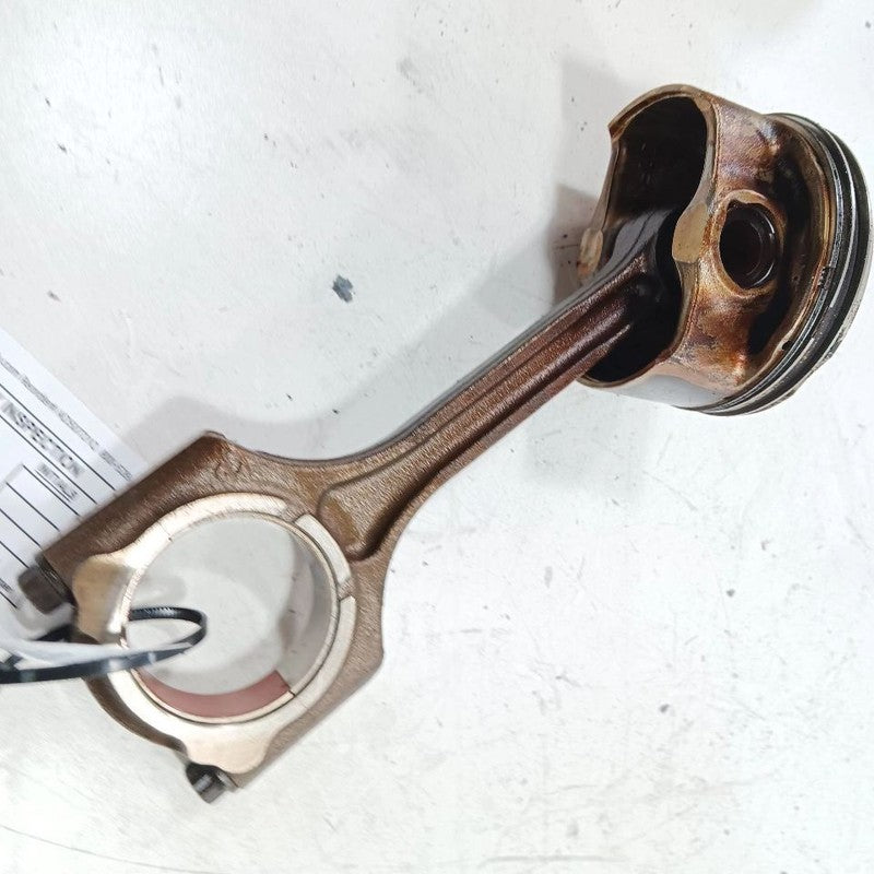 Hyundai Elantra Single Piston With Connecting Rod   2017 2016 2015 201