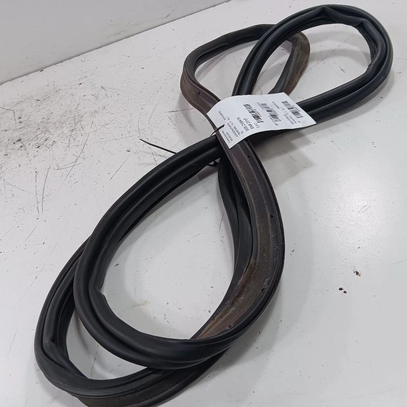 Jeep Compass Trunk Lid Hatch Door Rear Back Rubber Seal 2017 2018 2019