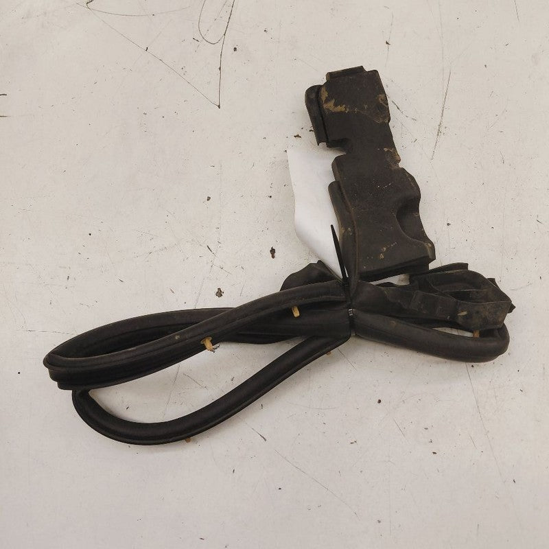 Mazda CX-5 Cowl Vent Panel Hood Rubber Seal  2023 2022 2021 2020 OEM