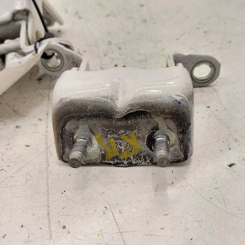 Nissan Versa Note Door Hinge Set Right Rear Passenger  2019 2018 2017