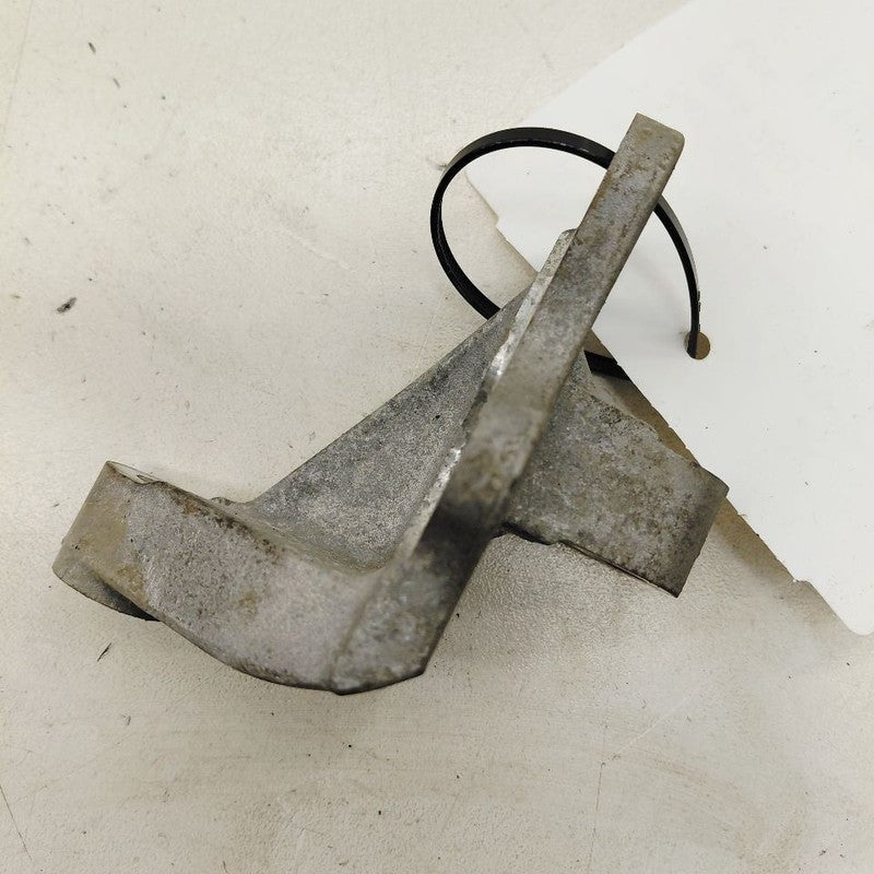 Buick Encore GX Transfer Case Mount Bracket  2020 2021 2022 2023