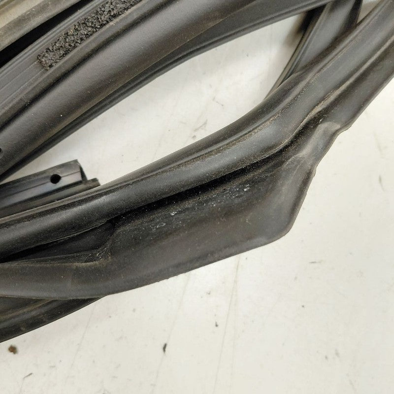 Subaru Crosstrek On Door Seal Rubber Right Passenger Rear Back  2023 2