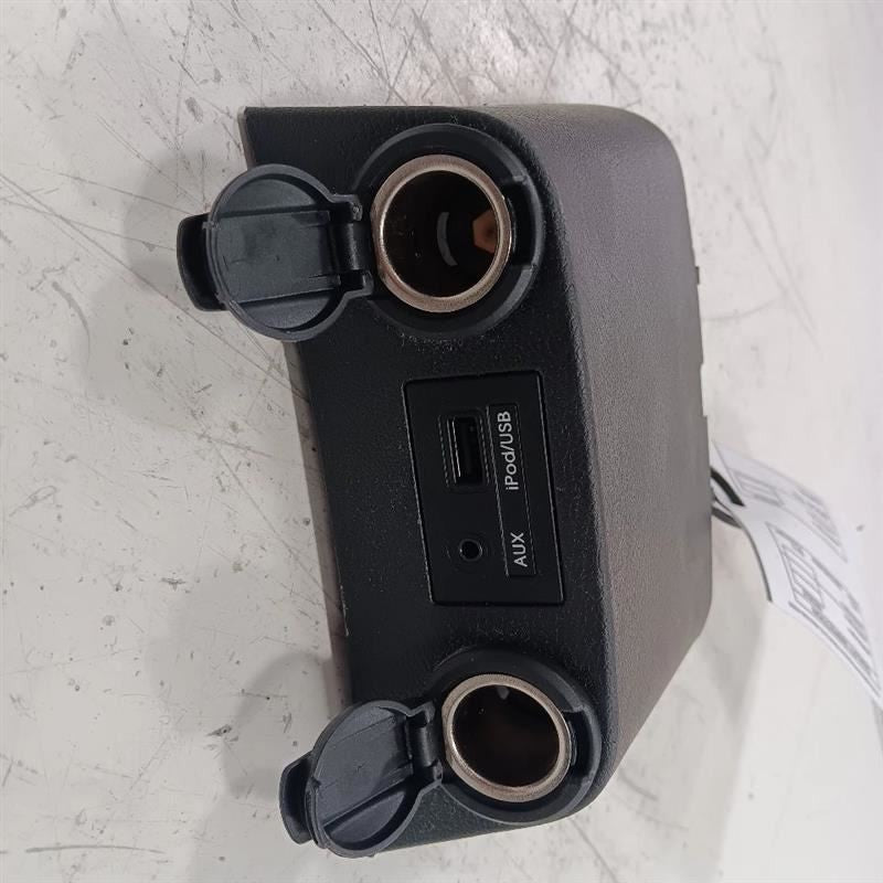 Hyundai Veloster AUX USB 12V Port 2012 2013 2014 2015 