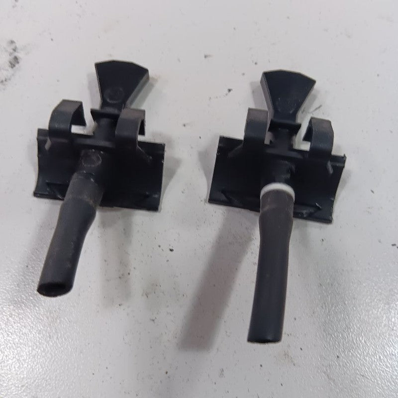 Mitsubishi Outlander Windshield Wiper Washer Fluid Hood Sprayer Nozzle