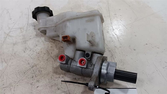 Brake Master Cylinder Fits 14-18 FORTE