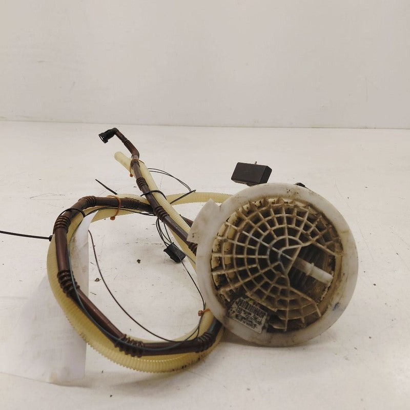 Passenger Auxiliary Gas Fuel Pump Assembly Tank Mounted Fits 06-21 Dod
