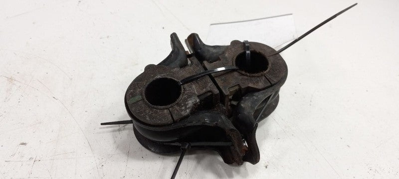 Nissan Maxima Sway Bar Bushing Mounting Bracket 2011 2012 2013 2014 OE