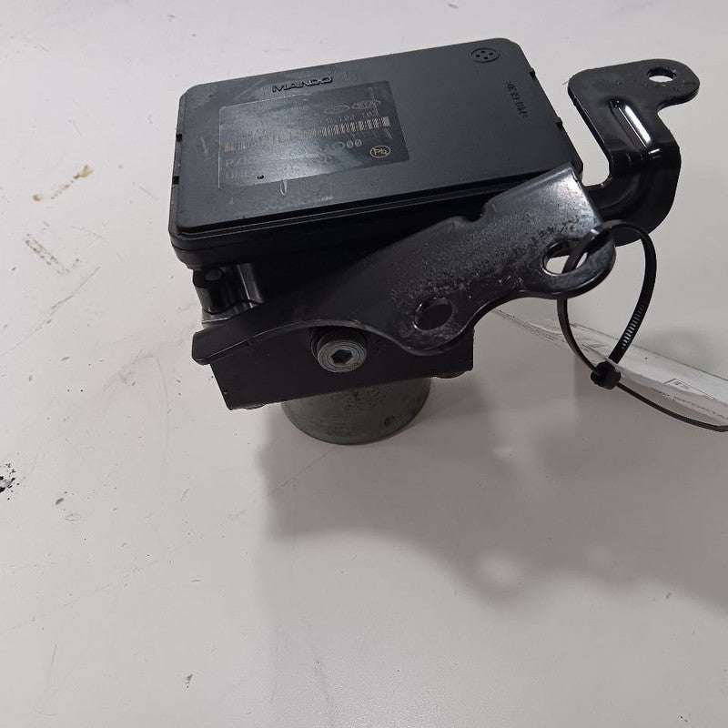 Anti-Lock Brake Part Pump Actuator Fits 20-22 Kia Sportage OEM