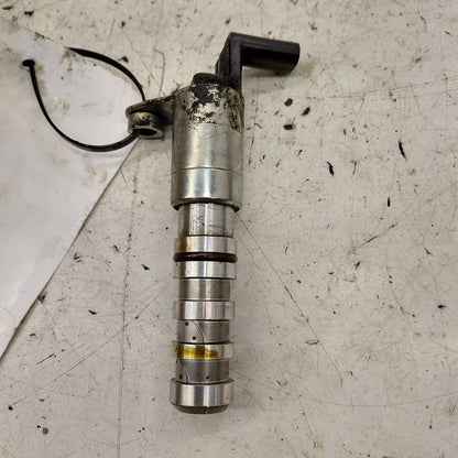 Cadillac CT6 Variable Timing Gear Oil Control Valve Solenoid Cylinder 