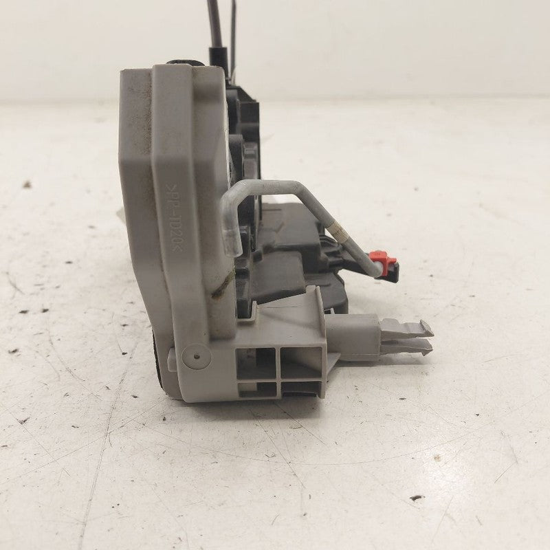 Hyundai Kona Door Latch Lock Right Passenger Front  2021 2020 2019
