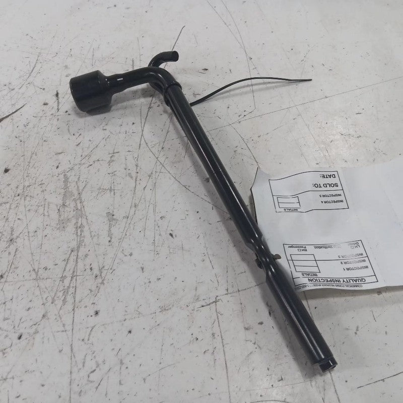 Hyundai Elantra Spare Tire Changing Wrench Tool  2017 2018 2019 2020