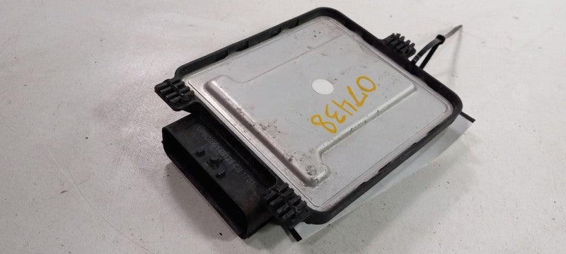 20777892 Lamps Lights Computer Control Module Coupe ID 20777892 Fits 10-15 CTS