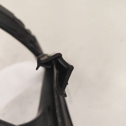 Hyundai Veloster Door Glass Window Seal Rubber Right Passenger Front  