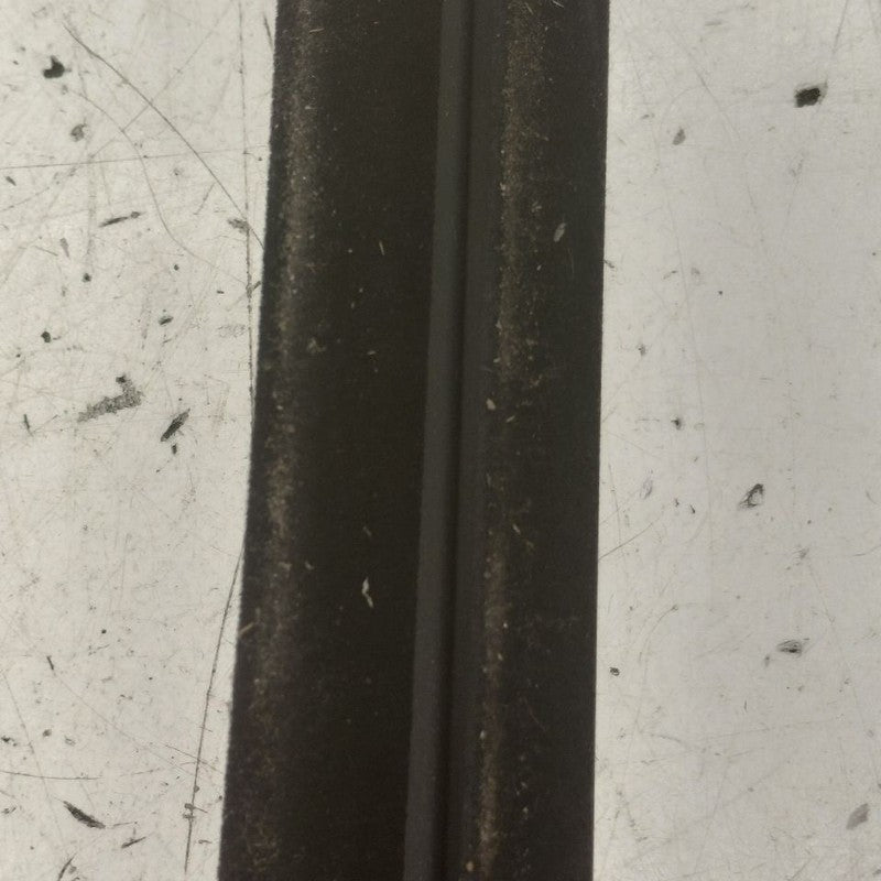 Buick Encore GX Left Front Weather Strip Interior  2022 2023 2024 2025