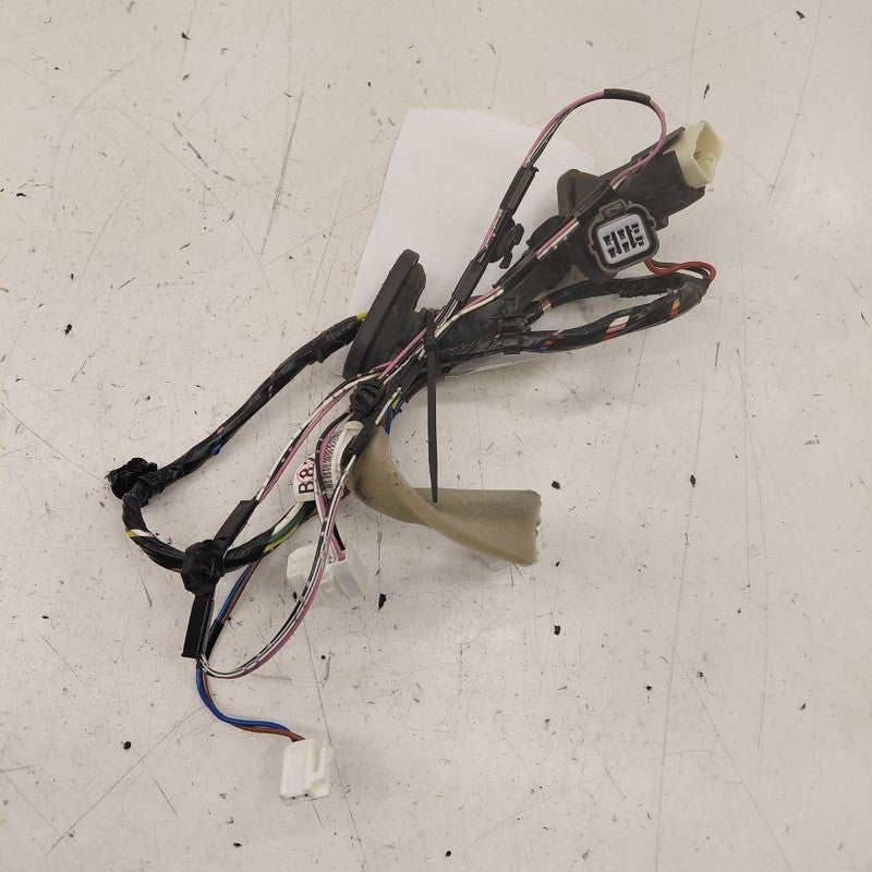Mitsubishi Outlander   Door Harness Wire Wiring Left Driver Rear  2018