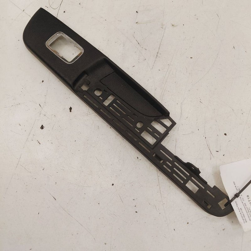 Chrysler 300 Window Switch Bezel Trim Right Rear  2017 2018 2019