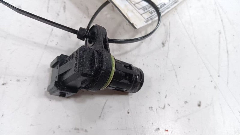 Hyundai Elantra Camshaft Cam Shaft Position Sensor  2011 2012 2013 201