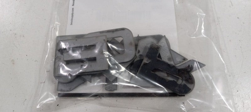 Range Rover Trunk Lid Logo Emblem Badge Rear Back 2003 2004 2005 OEM