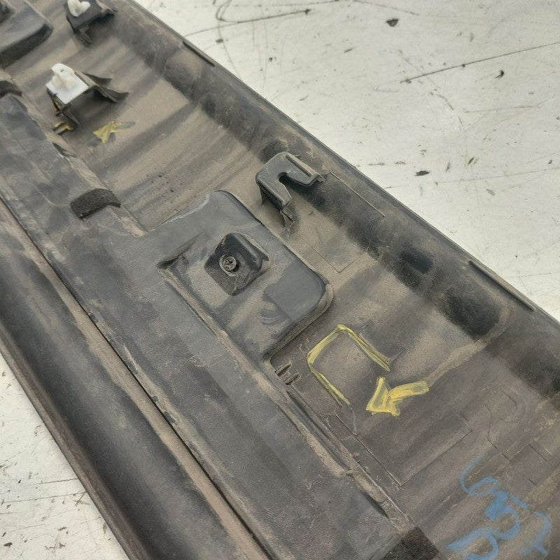 Kia Sorento Door Molding Trim Strip Right Passenger Side Front  2018 2