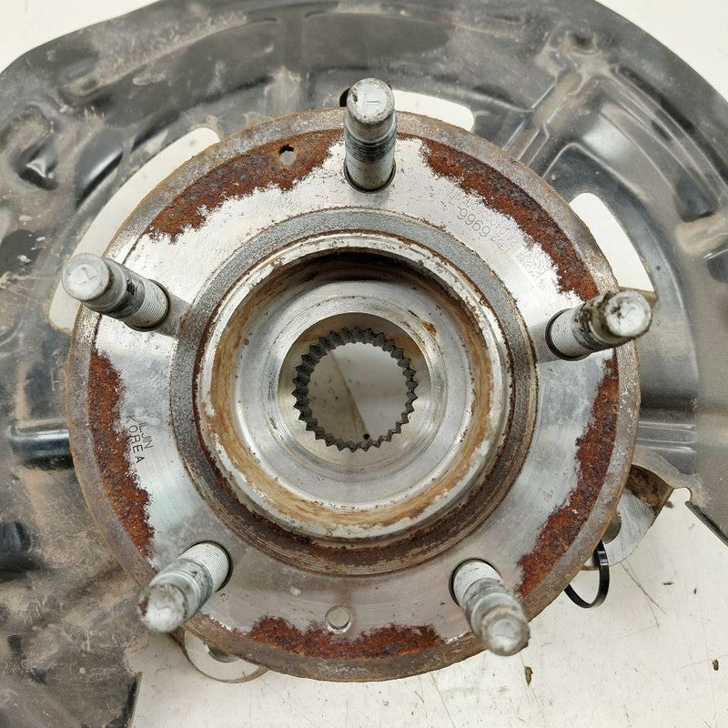 Passenger Right Front Spindle Knuckle Bearing Hub 21-25 Chevy Trailbla