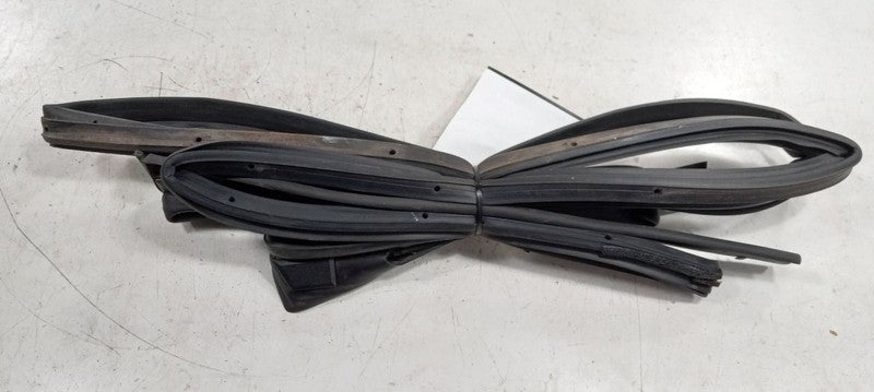 Nissan Rogue On Door Seal Rubber Left Rear Back 2012 2013 2014 2015