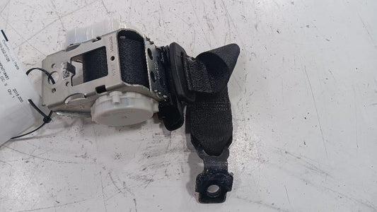 Chrysler 200 Seat Belt Strap Retractor Center Middle Rear Back  2015 2016 2017