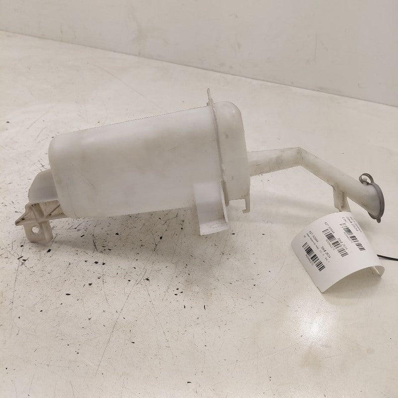 Windshield Washer Fluid Reservoir Hatchback Note Fits 14-19 Nissan Ver