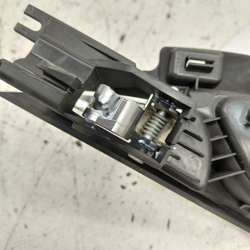 Cadillac CT6 Door Handle Right Passenger Front Interior Inside  2018 2
