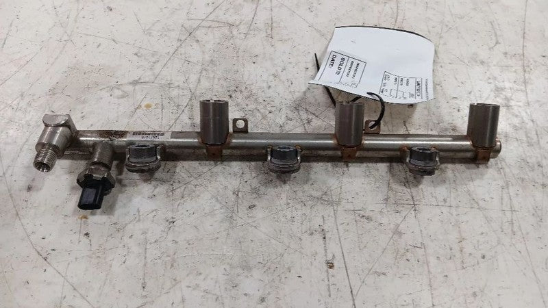 Buick Lacrosse Fuel Rail Injection Injector Mount Bar  2017 2018 2019 