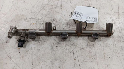 Buick Lacrosse Fuel Rail Injection Injector Mount Bar  2017 2018 2019 