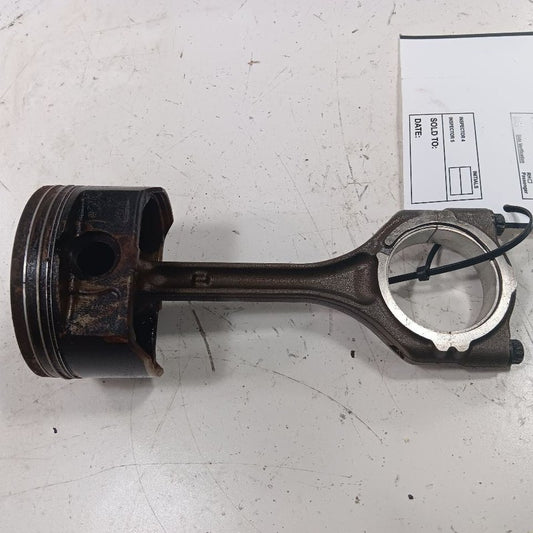 Outlander Sport Single Piston With Connecting Rod   2019 2020 2021 202