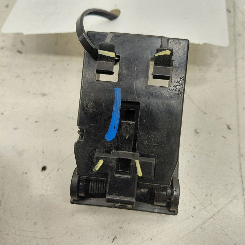 Fiat 500 X Model   Hood Latch Release Handle Lever Switch  2016 2017