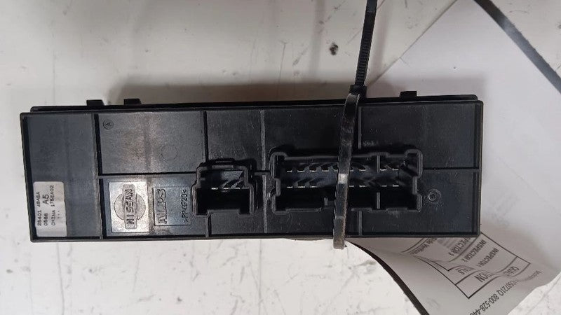 Driver Left Front Door Master Switch Lock And Window Fits 14-20 ROGUE 